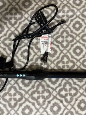 Bio Ionic Black Mini Flat Iron Hair Styler - Black